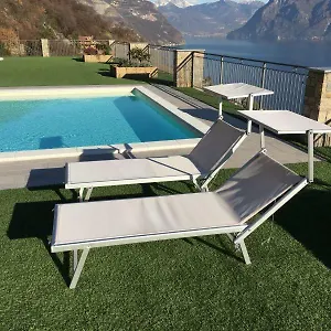 Apartment Balcone Sul Lago, Tavernola Bergamasca
